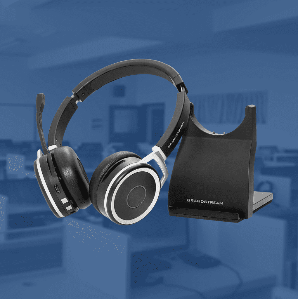 GUV3050_Wierd Headphones